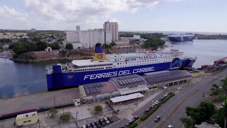 Cruise-terminal-of-Caribbean-ferry-moored-in-Santo-Domingo-port,-Dominican-Republic