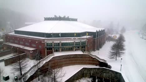 the-holmes-center-in-the-snow,-appalachian-state-university-in-boone-nc,-north-carolina