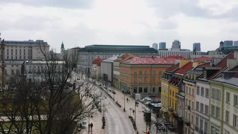 Aerial-view-of-the-Royal-route-street,-in-Warsaw,-Poland---ascending,-drone-shot