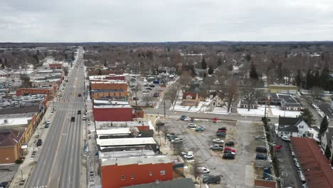 Oxford,-Michigan-downtown-drone-video-moving-sideways