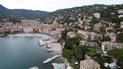 Encantadora-Ciudad-Costera-De-Santa-Margherita-Ligure-En-El-Mar-De-Liguria