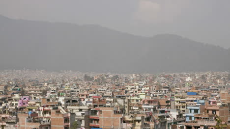 Rack-focus-to-rooftops-in-Kathmandu,-Nepal