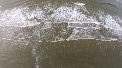 Ocean-waves-from-above