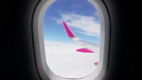 Blick-Aus-Dem-Flugzeugfenster