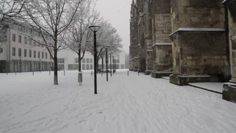 Super-wide-shot-of-a-snow-covered-alley-in-Ulm