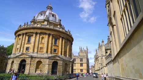 Oxford-England,-circa-:-Radcliffe-Camera-and-All-Souls-College-at-the-university-of-Oxford