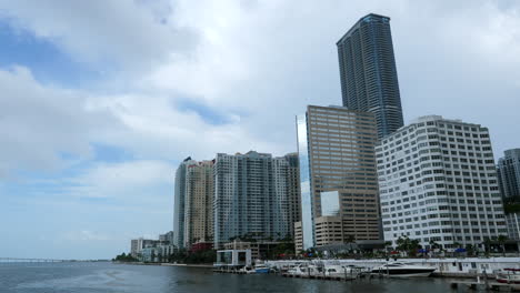 Miami-Downtown-Seaside-High-Buildings,-Gulf-of-Biscayne