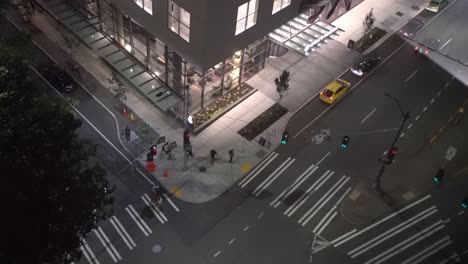 Luftaufnahmen-Zeitraffervideo-Einer-Straßenszene-In-Der-Innenstadt-Von-Seattle,-Washington