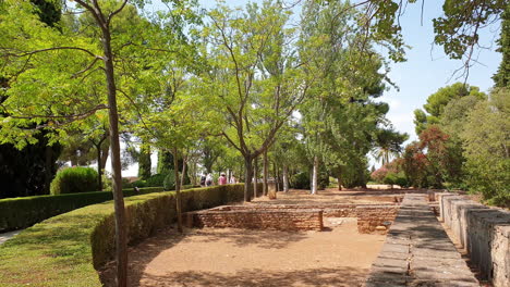 Excavaciones-Arqueológicas-De-La-Alhambra,-Granada,-España.-Tiro-Estático