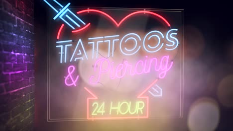 Realistische-3D-Darstellung-Einer-Lebendigen-Und-Lebendigen,-Blinkenden-Leuchtreklame-Für-Ein-Tattoo-Studio,-Die-Die-Wörter-Tattoos-Und-Piercing-Darstellt---24-Stunden,-Mit-Einem-Nebligen-Nachtszenenhintergrund