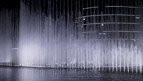 Ein-Zeitlupenvideo-Des-Dubai-Brunnens