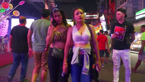 Thailand's-Walking-Street-after-midnight
