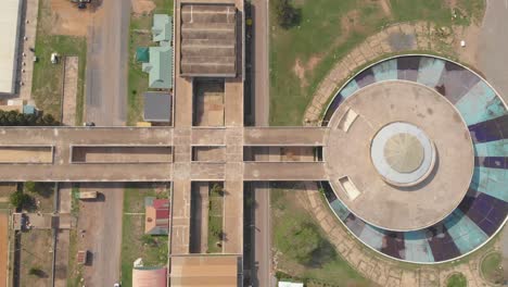 Ghana-Messepavillon-Breite-Luftaufnahmen