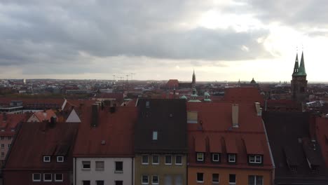 Panoramic-camera-pan-over-the-old-town-of-Nuremberg,-vantage-point-is-from-casle-Kaiserburg