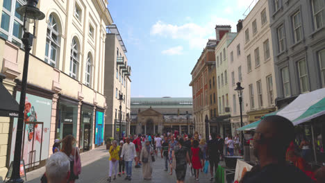 London-England,-circa-:-Covent-Garden-Shopping-Street-in-London,-United-Kingdom