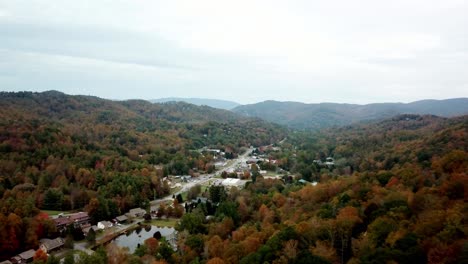 Foscoe-NC-Aerial,-Foscoe-North-Carolina-in-Fall,-Autumn-Leaf-Color