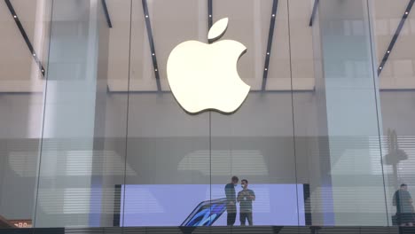 La-Marca-Multinacional-De-Tecnología-Estadounidense-Apple-Store-Y-El-Logotipo-Se-Ven-En-Hong-Kong