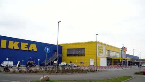 IKEA-Store-with-Big-Logo-on-Yellow-and-Blue-Colored-Wall-of-Building