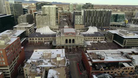 4K-drone-video-rotating-around-Union-Station-at-LoDo-district-in-downtown-Denver,-Colorado