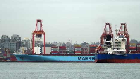 Cargo-Ship-Sailing-By-Port-Of-Vancouver-In-Canada-Revealing-Maersk-Line-Ship-Loaded-With-Containers---wide-shot,-static