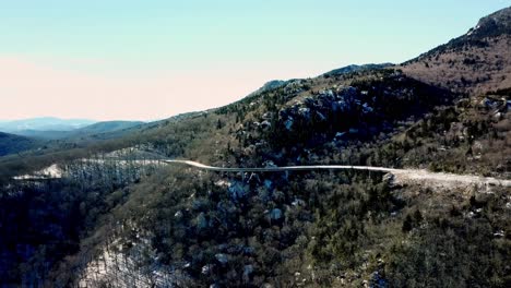 Linn-Cove-Viaduct-at-Grandfather-Mountain-NC,-Grandfather-Mountain-North-Carolina