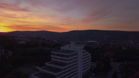 Sunset-Red-Skyline-at-Cluj,-Romania,-Transylvania