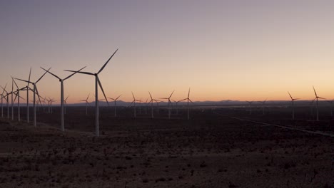 Windmühlen-In-Der-Mojave-Wüste