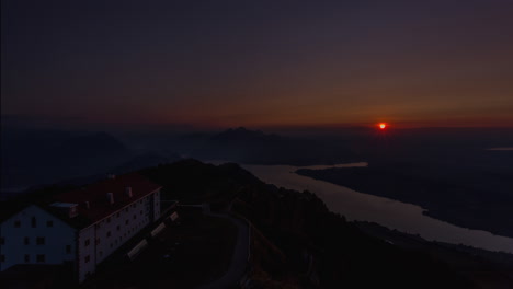 Sonnenuntergang-Im-Zeitraffer-Auf-Rigi-Kulm-In-Der-Schweiz