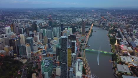 Aerial-timelapse-hyperlapse-of-Brisbane-city-CBD-with-fast-moving-traffic-in-the-evening