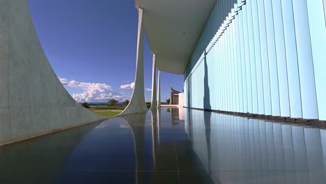 architecture-reflected-on-the-floor-on-the-external-corridor-in-Alvorada-Palace,-the-Brazil's-president-official-house