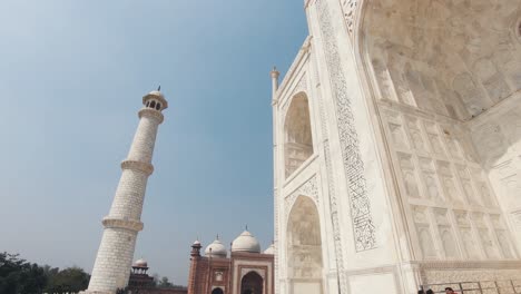 Taj-Mahal,-Detalles-Intrincados-Del-Mausoleo-Emblemático