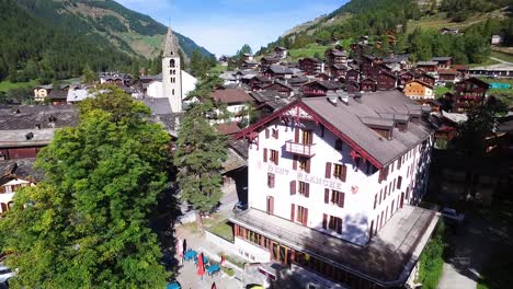 Aerial-shot-of-typical-swiss-alpine-village
