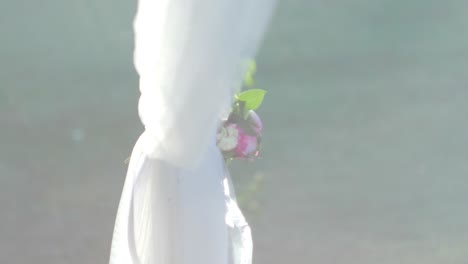 Blumenstrauß-Auf-Dem-Hochzeitsaltar