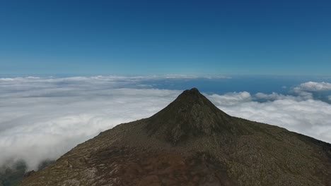 El-Volcán-Más-Grande-De-Las-Azores,-Montaña-Pico