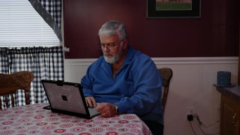 Senior-Citizen-Upset-and-Mad-at-Using-a-Computer-and-Technology