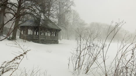 Lonely-Gazebo-in-a-park-during-a-snowstorm