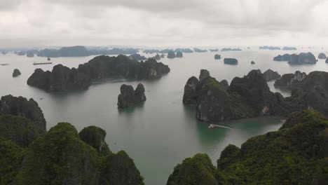 Panning-overview-of-Halong-Bay-and-misty-horizon-in-Vietnam