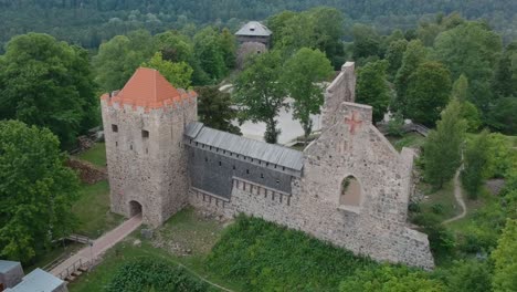 Aerial-shot-of-Sigulda´s-Castle-in-Latvia