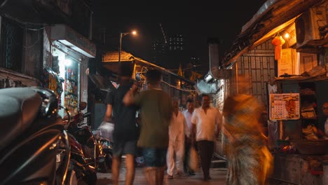 Zeitraffer-Einer-Sehr-Belebten-Fußgängerzone-In-Mumbai