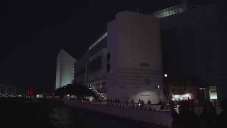 Hong-Kong-Museum-of-Art,-steady-tripod-shot