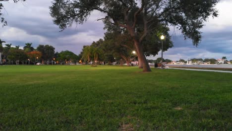 4K-Video-of-St.-Pete-Florida-Waterfront-Park