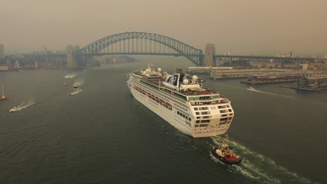Sydney---Cruise-Ship-Hovering-in-Smoke