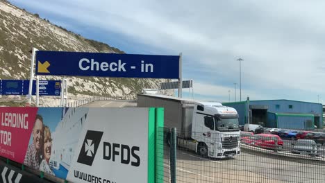 The-ferries-that-carry-visitors-from-Dover-to-England-and-back-are-a-very-important-part-of-the-economy-for-the-port-city-of-Dover,-in-South-East-England