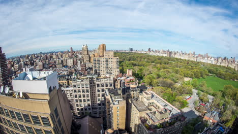 Blick-Von-Hoch-über-Der-Oberen-Westseite-In-Manhattan-Auf-Den-Central-Park-Und-Einen-Schönen-Tag