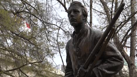 Statue-Der-Konföderierten-Von-Henry-Lawson-Wyatt-In-Der-Innenstadt-Von-Raleigh,-North-Carolina