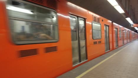 U-Bahn,-Stadtverkehr-Von-Mexiko-Stadt