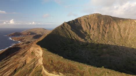 Drone-flyover-of-the-koko-head-crater-in-honolulu-hawaii