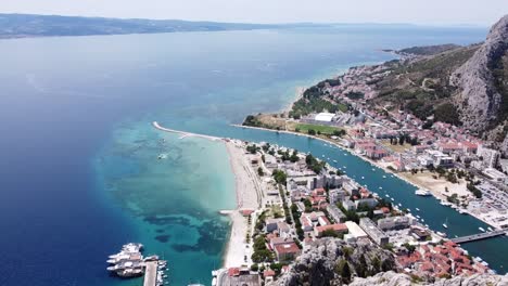 Amazing-drone-flight-over-beautiful-Omis-in-Croatia