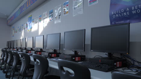 Row-Of-School-Computers-In-An-Empty-Classroom-During-COVID-19-Lockdown