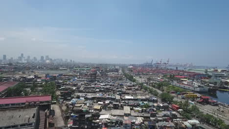 Aerial-of-Overpopulated-Slum-Area-in-Tondo-Manila,-Philippines